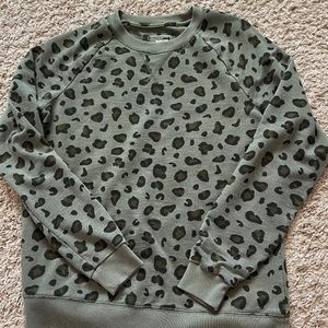 Leopard crewneck